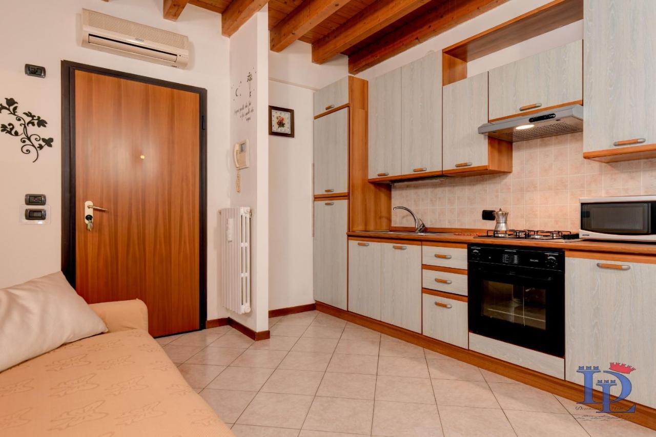 Apartment Desenzanoloft Eridania With Private Garden And Pool